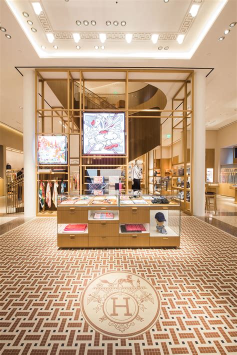 hermes san francisco hours